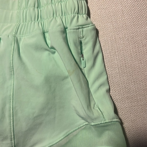 Lululemon shorts - Picture 4 of 4